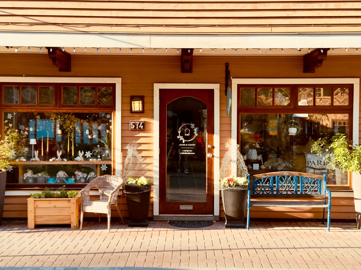Boutique shop in Snug Cove